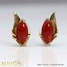 MING'S 4.6g 14KYG 16x8mm MARQUISE RED CORAL CAB PIERCED EARRINGS