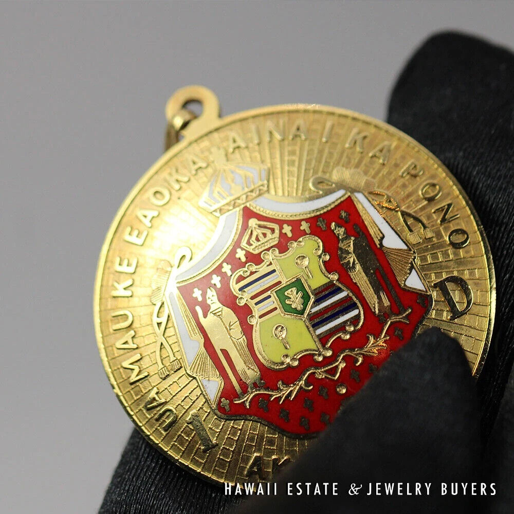Rare Vintage Enamel Hawaiian Crest Dawkins Benny 14K Yellow Gold Pendant - Image 3