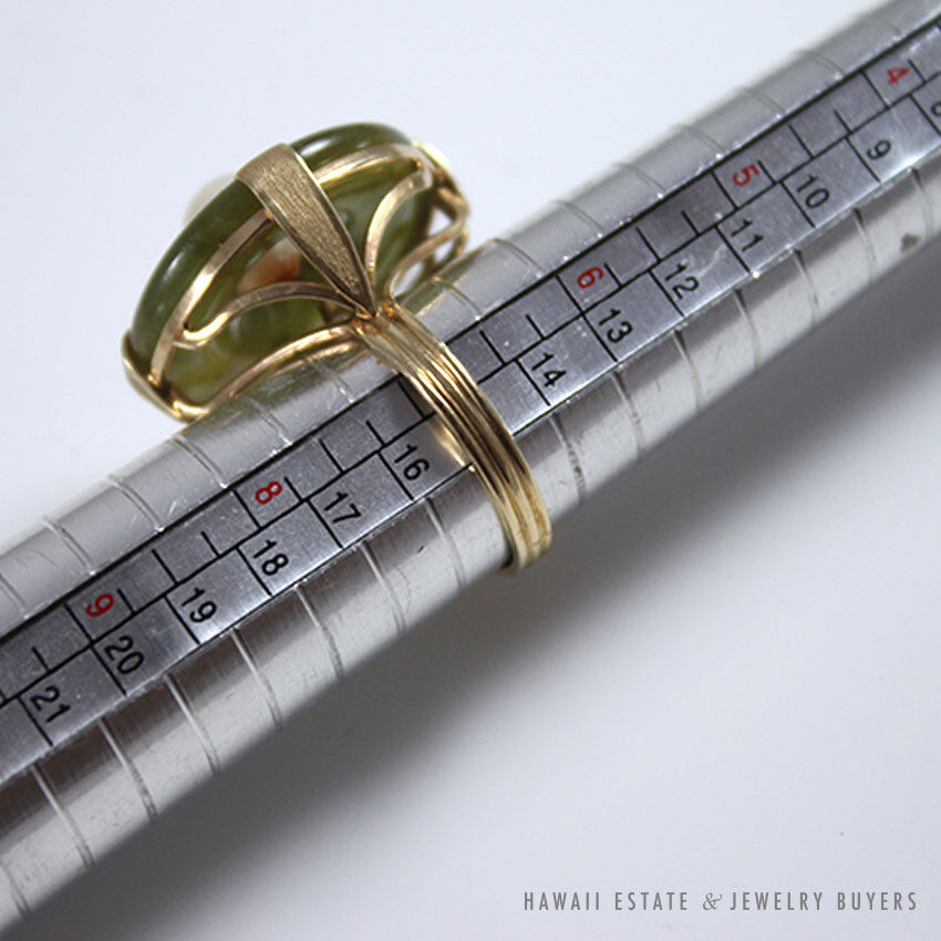 Ming's Hawaii Natural Green Jade Do-nut W/ Cultured Pearl 14K Yellow Gold Ring - Image 11