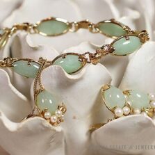 Ming's Pale Green Jade & Pearl Set