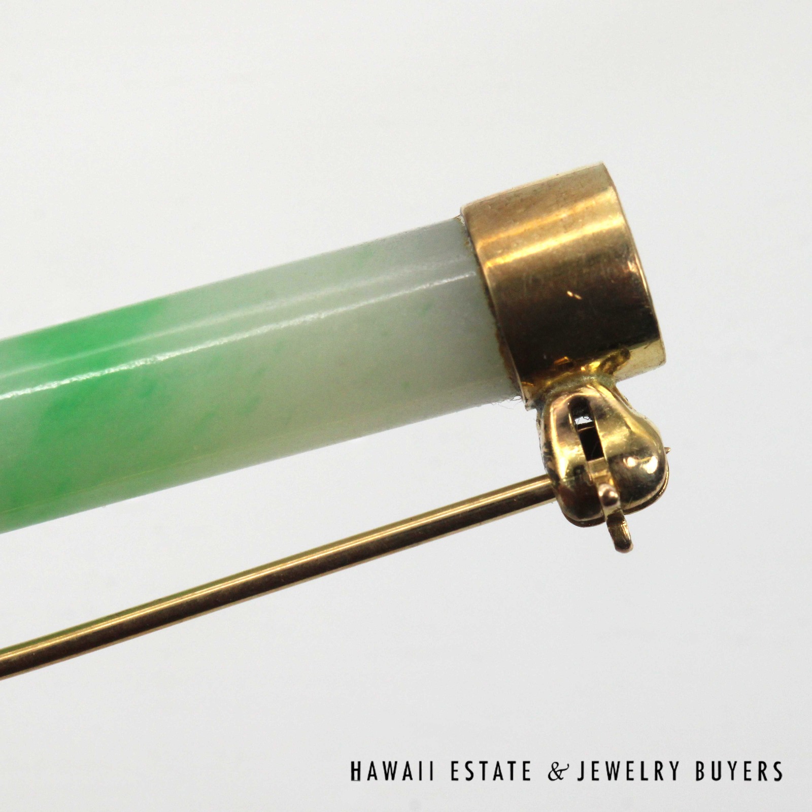 Mottled Green Jade Cylinder Bar Brooch with 14K Yellow Gold End Caps - Image 3