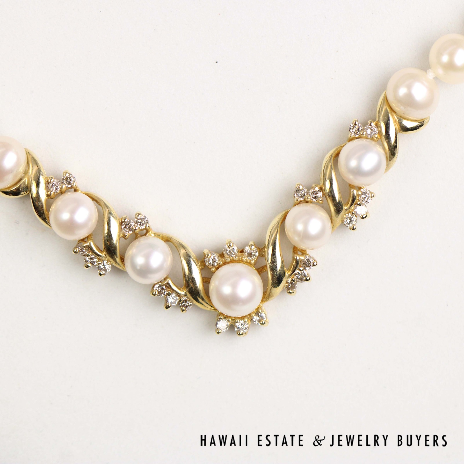 Round Pearl & Diamond Cluster Necklace 18 Inch with 14K Yellow Gold Clasp - Image 7