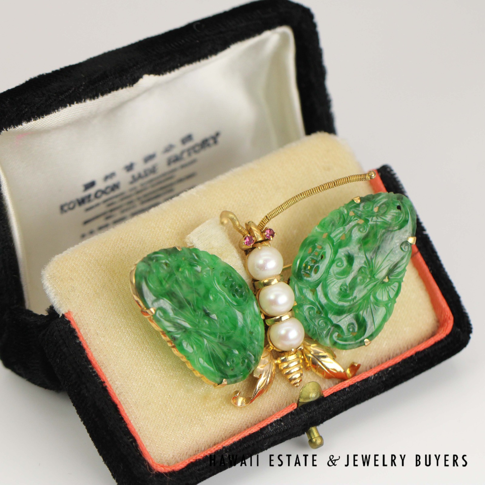 GIA Type A Antique 1940s Jade Butterfly with Box - Image 9