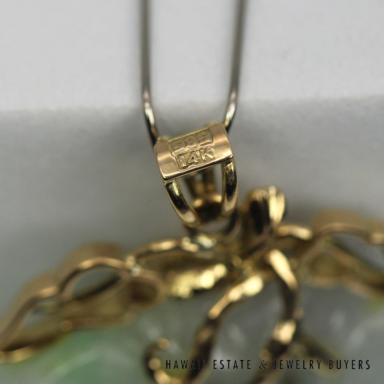Carved Lavender & Green Jade Openwork Pendant with 14K Yellow Gold Bail - Image 6