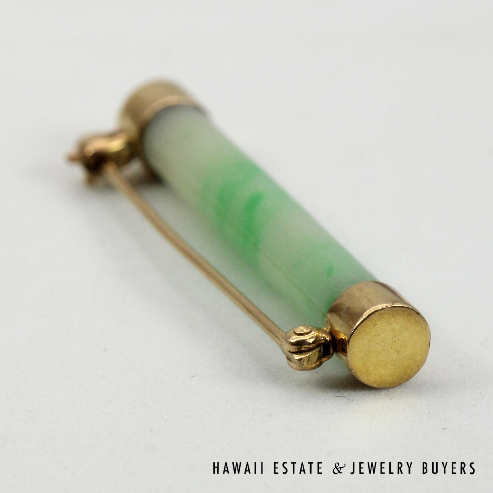 Mottled Green Jade Cylinder Bar Brooch with 14K Yellow Gold End Caps - Image 2