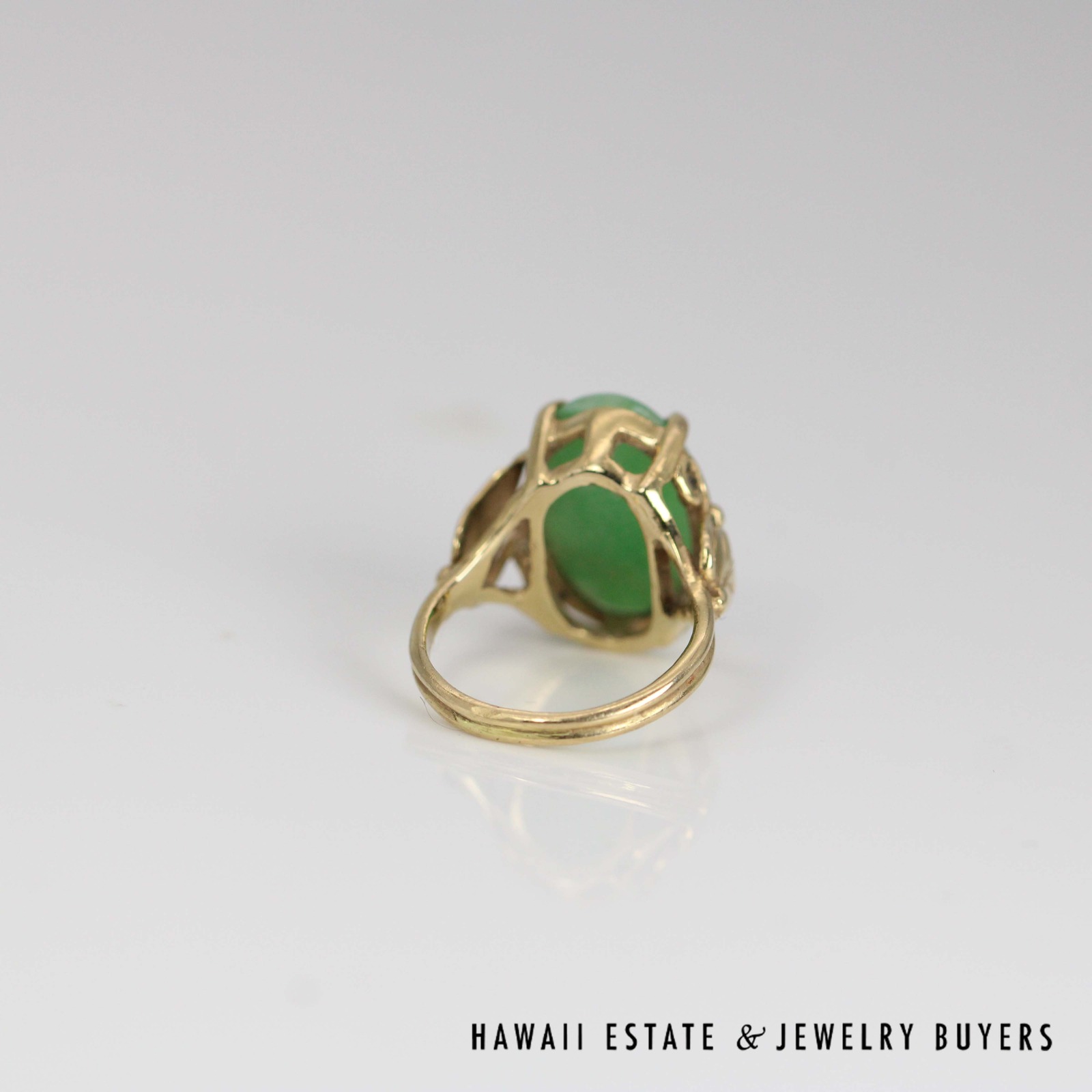 Green Jade Oval Cabochon 14K Yellow Gold Ring Size 6.25 - Image 8