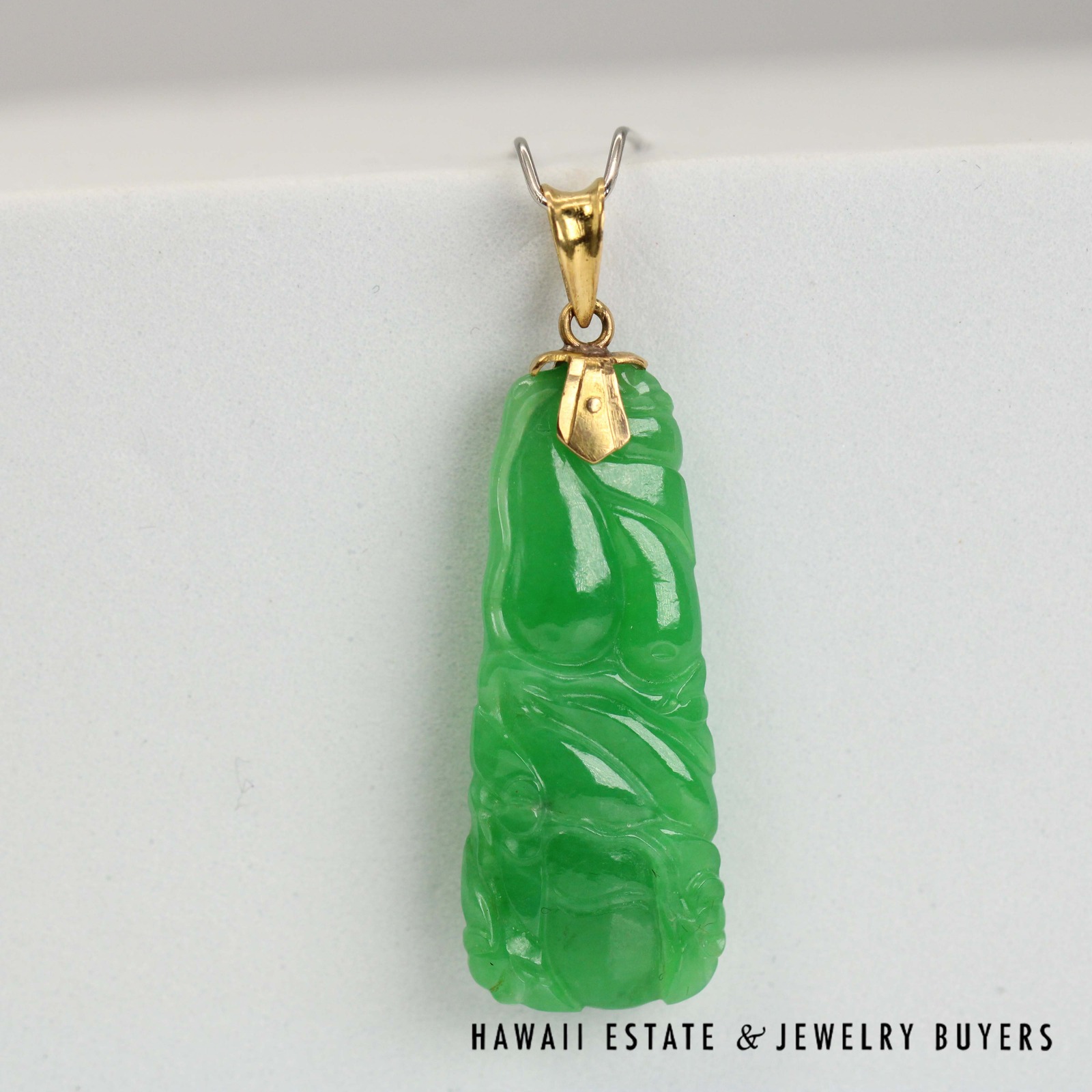 GIA Type A Carved Green Jade Pendant 20k Yellow Gold Measures 34x13mm - Image 2