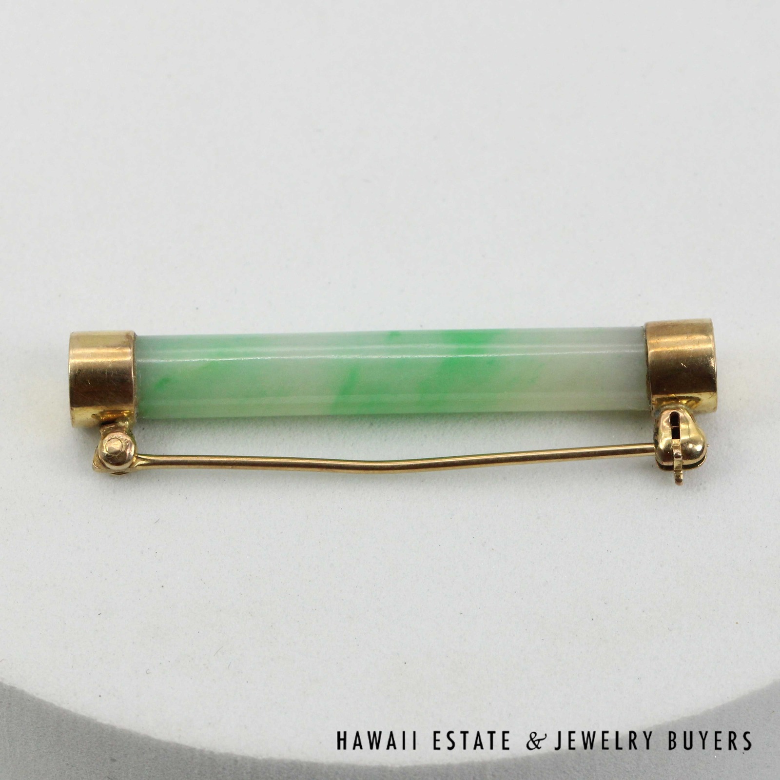 Mottled Green Jade Cylinder Bar Brooch with 14K Yellow Gold End Caps - Image 4