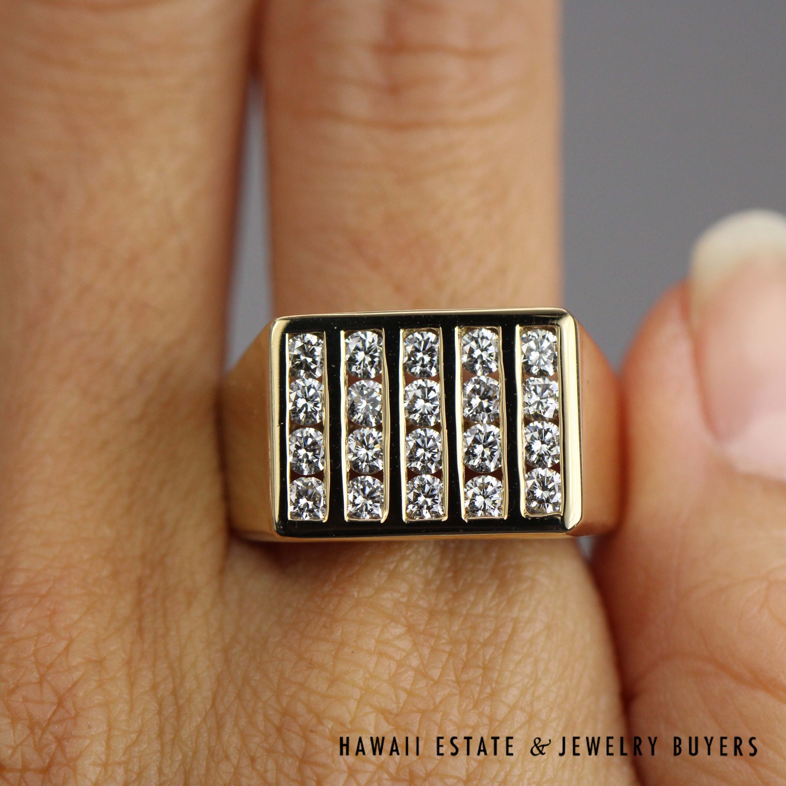 1ctw VVS/FG Diamond Channel Set Gents Ring 18k Yellow Gold Size 9.5, 16.9g