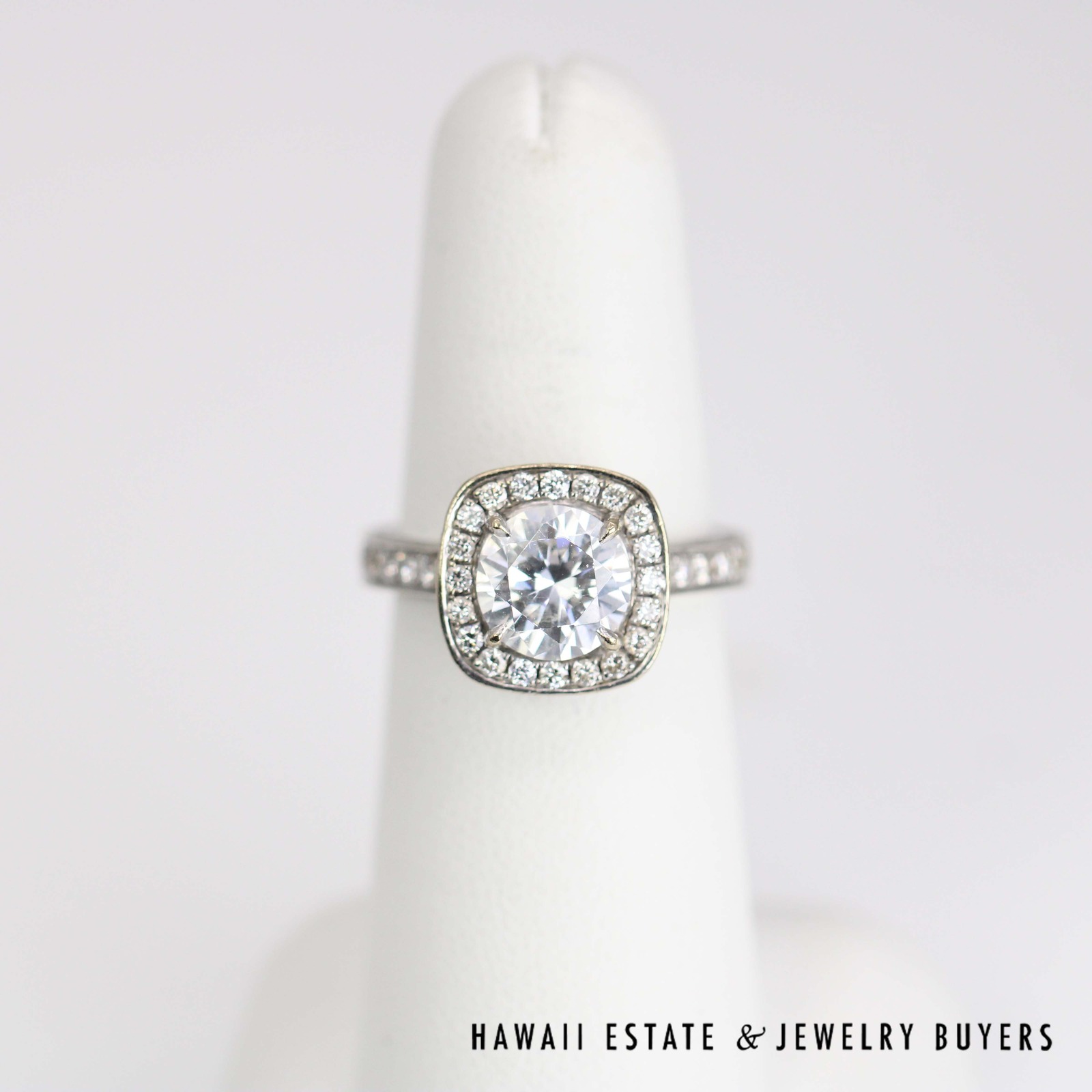 Henri Daussi Diamond Halo Ring with Cubic Zirconia in 14K White Gold Size 6.5 - Image 7