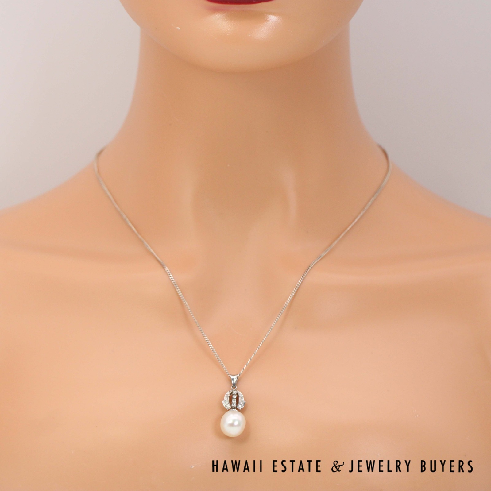 Round Pearl Drop & Diamond Openwork 900 Platinum Pendant - Image 6