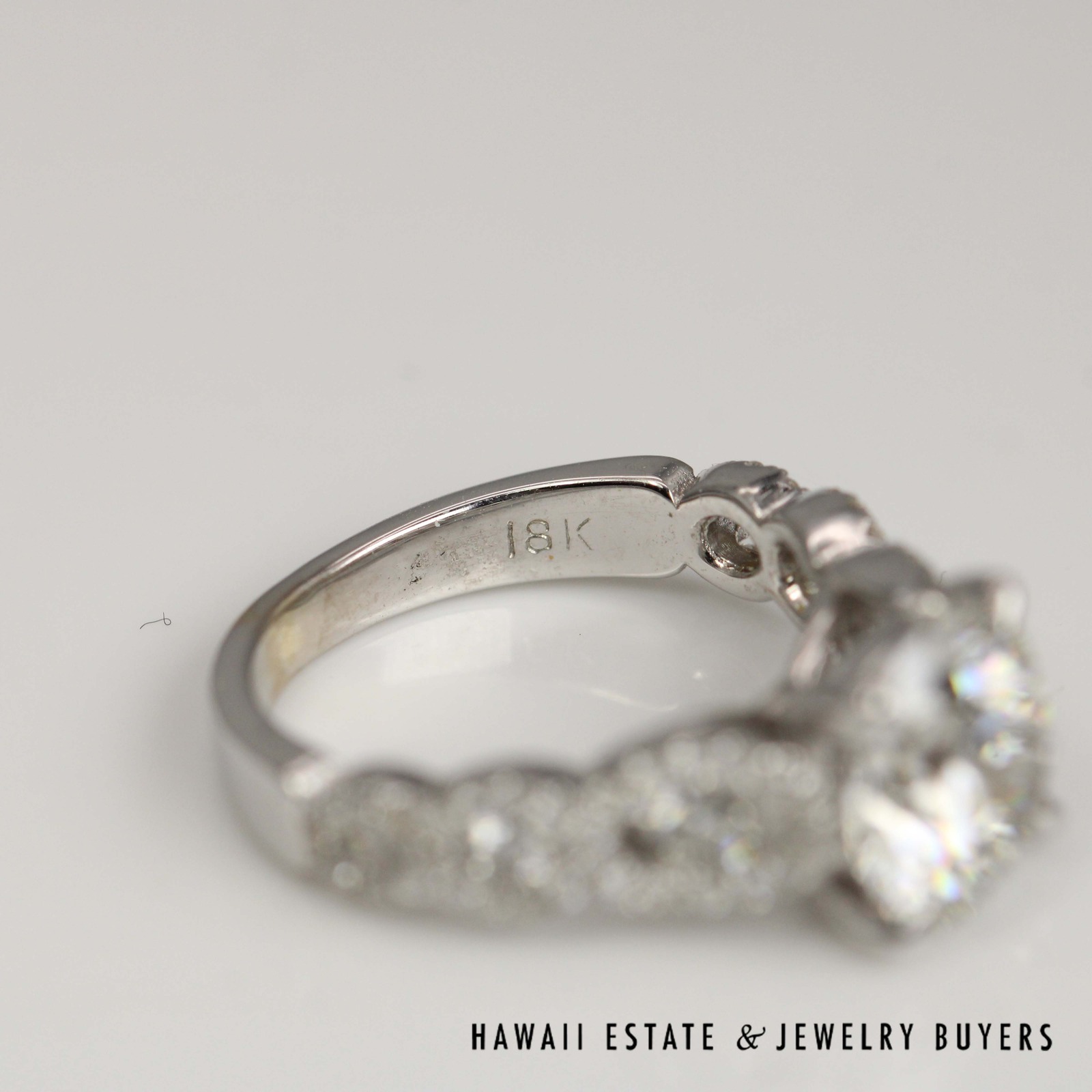 2.07ct Lab-Grown Diamond 0.65ctw Diamond 18k White Gold Engagement Ring Size 3.5 - Image 8