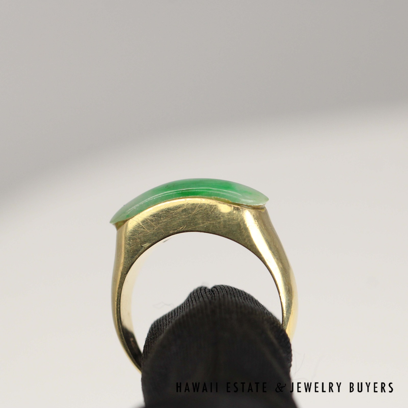 GIA Type A Mottled Green Jade Saddle Ring 14k Yellow Gold 22x8mm Size 13 - Image 8