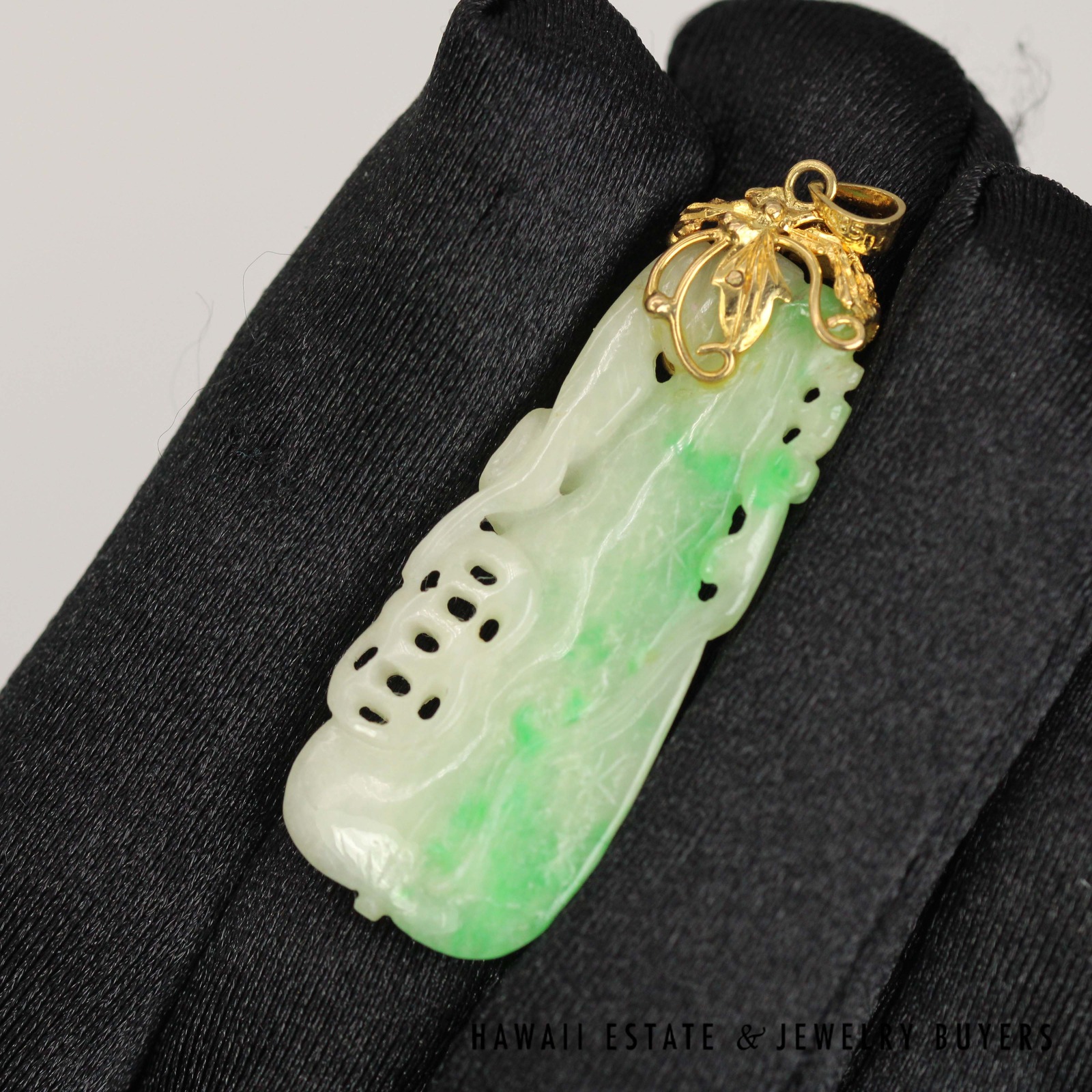 GIA Type A Moss in Snow Jade Carved & Pierced 14k Yellow Gold Pendant - Image 3
