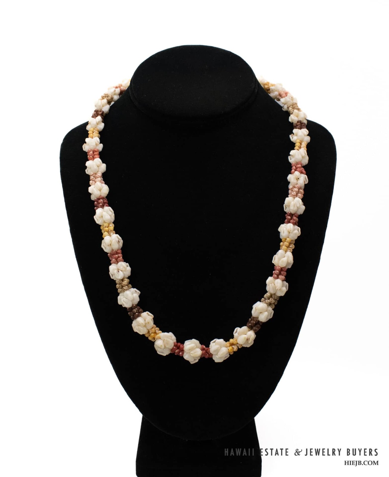 Ni'ihau Shell Lei Pua Kalaunu 22.5 Inch with Earrings - Image 2