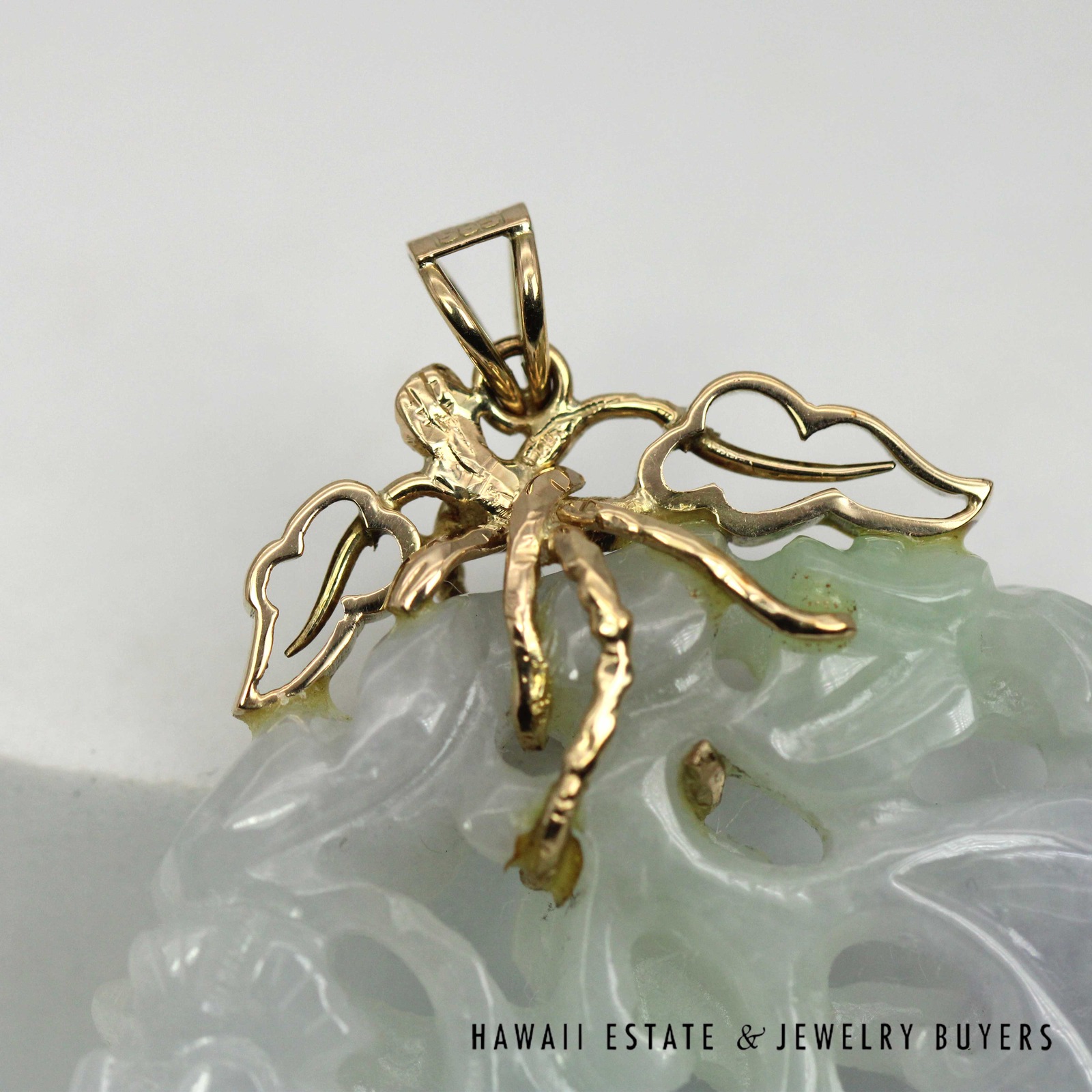 Carved Lavender & Green Jade Openwork Pendant with 14K Yellow Gold Bail - Image 3