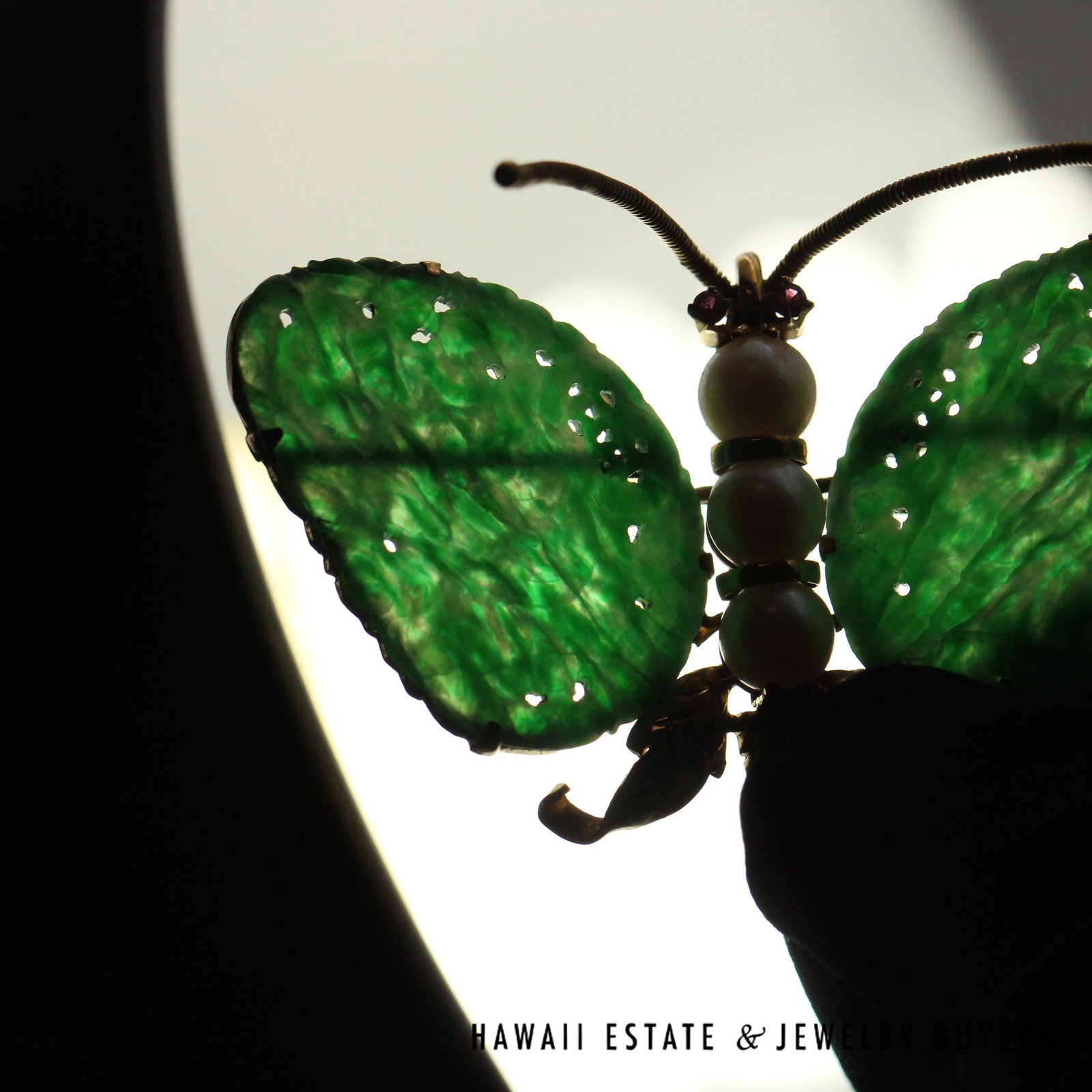 GIA Type A Antique 1940s Jade Butterfly with Box - Image 8