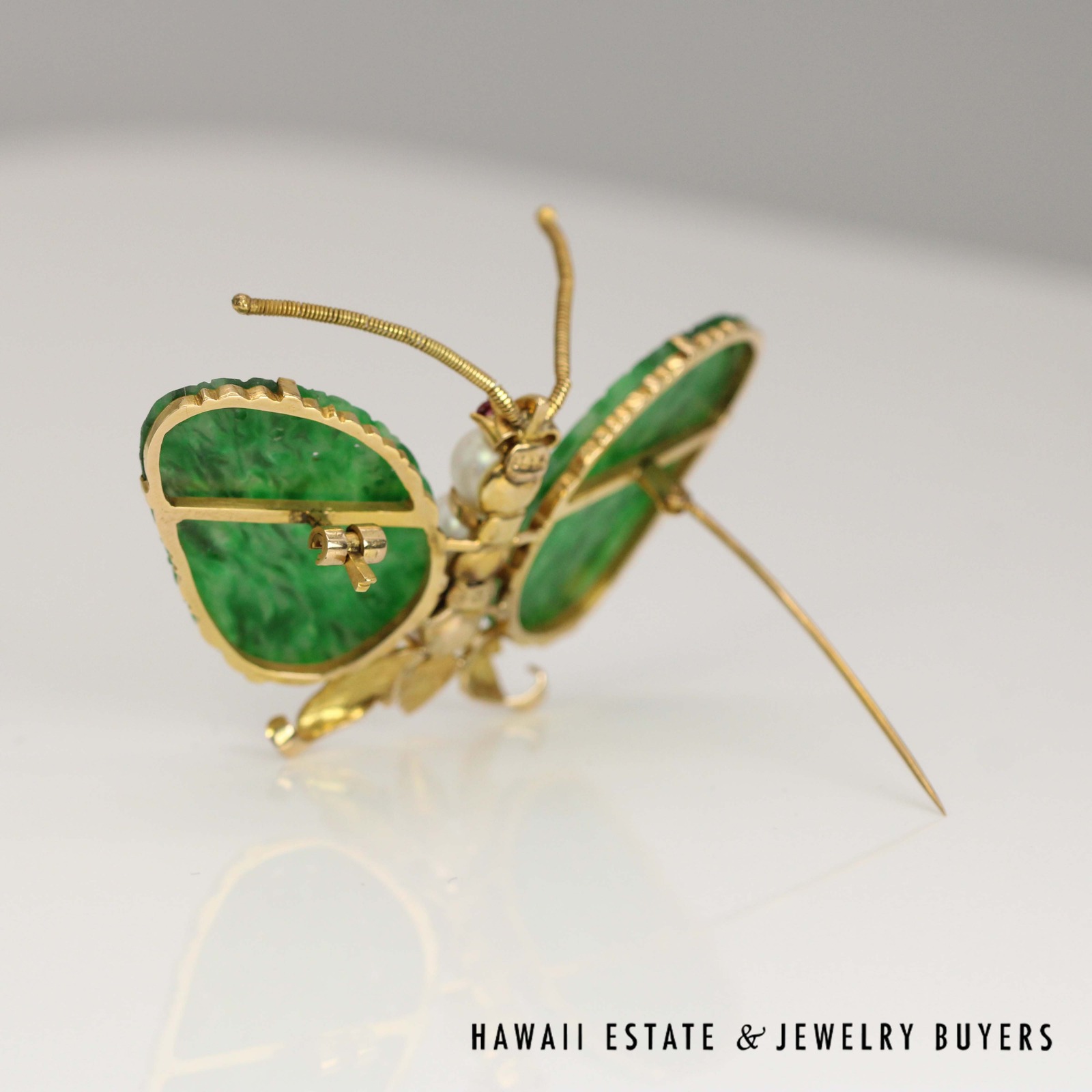 GIA Type A Antique 1940s Jade Butterfly with Box - Image 6