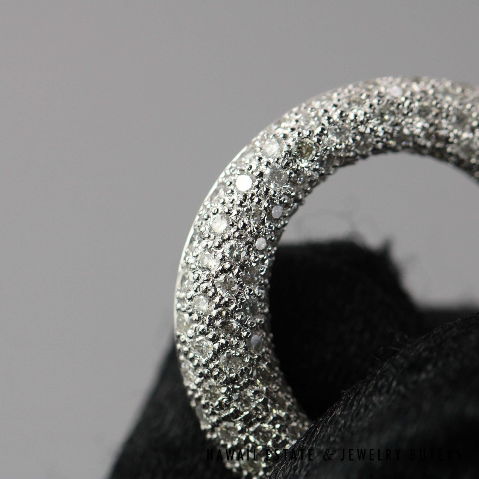 2ctw Diamond Pave Circle Pendant 18k White Gold 18" Rolo Chain, 9.4g - Image 5
