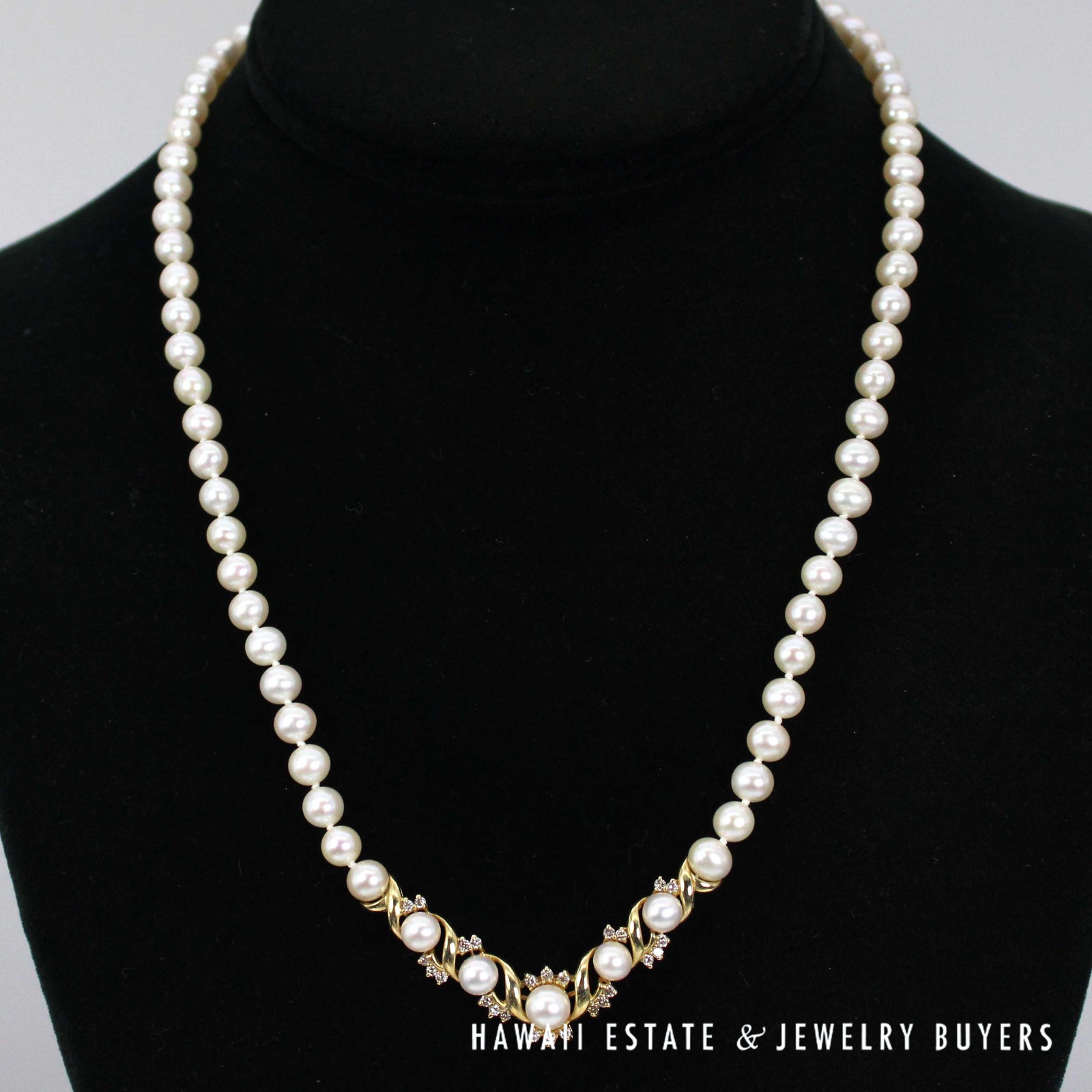 Round Pearl & Diamond Cluster Necklace 18 Inch with 14K Yellow Gold Clasp - Image 2