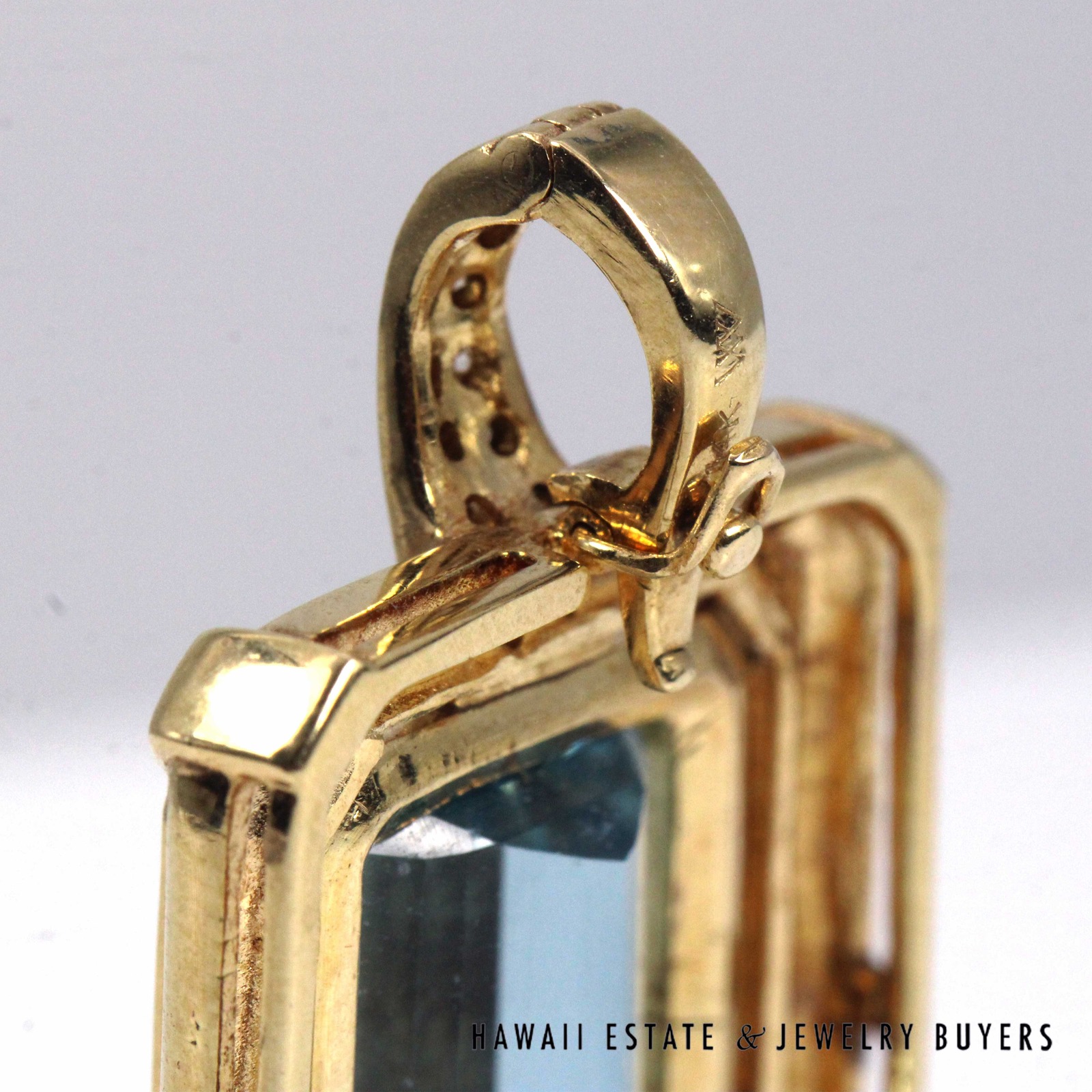 Rear close-up of the enhancer bail and its latch.