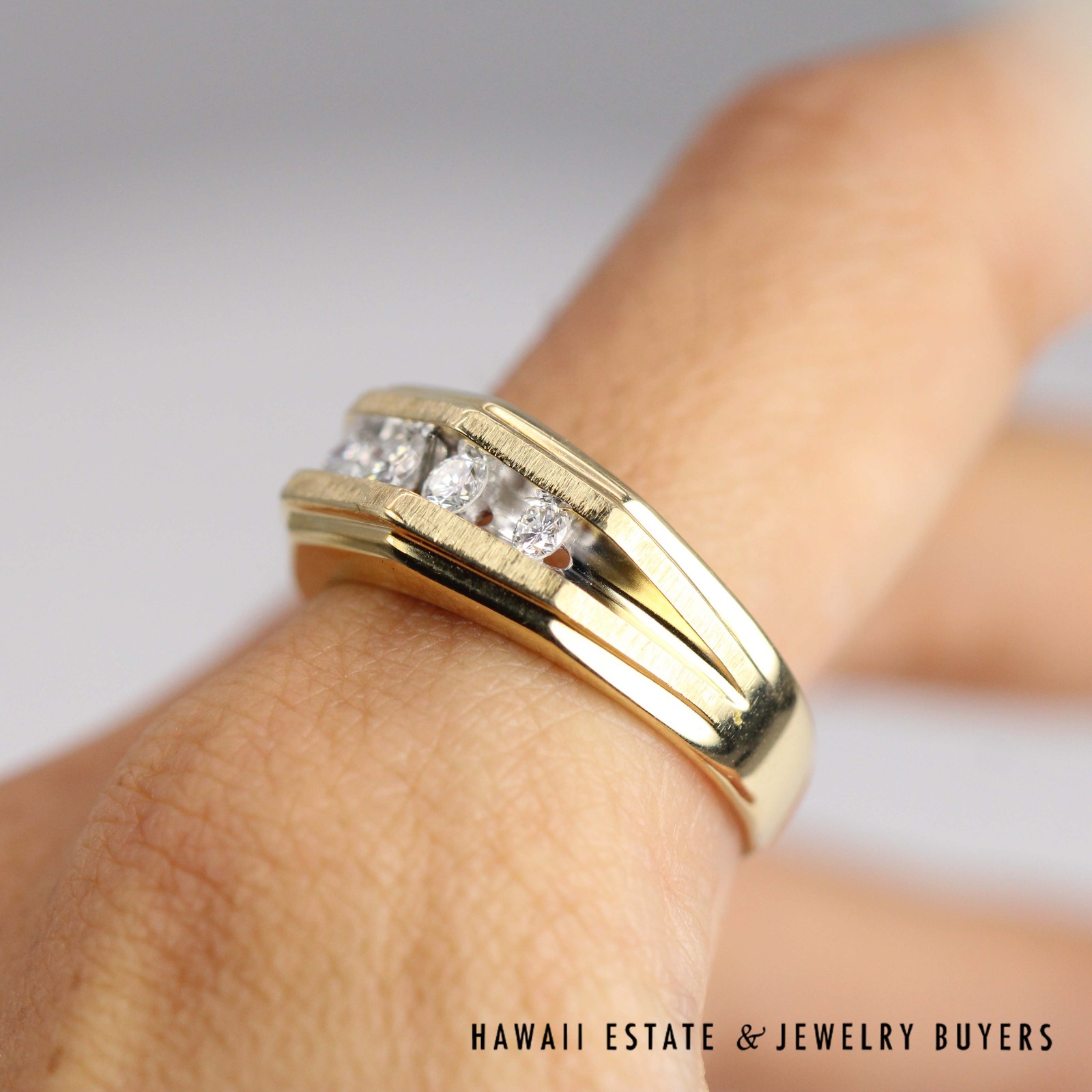 Fluted Diamond 14K Yellow Gold Gents Band Ring Size 10.5 - Image 2