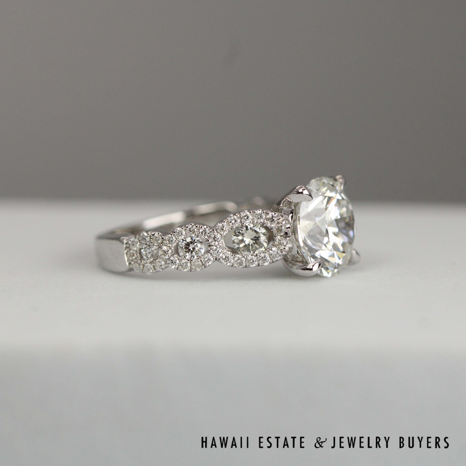 2.07ct Lab-Grown Diamond 0.65ctw Diamond 18k White Gold Engagement Ring Size 3.5 - Image 7