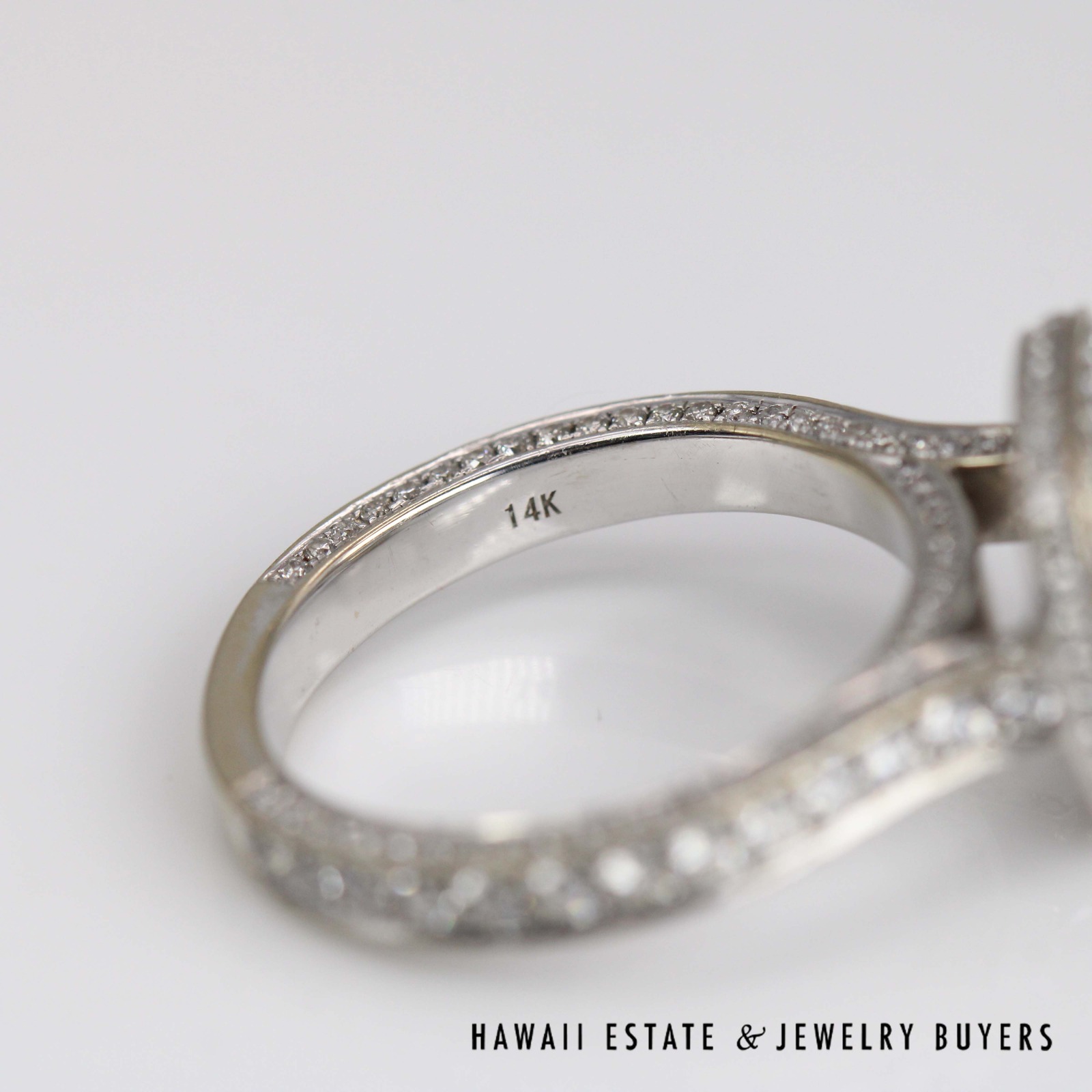 Henri Daussi Diamond Halo Ring with Cubic Zirconia in 14K White Gold Size 6.5 - Image 4