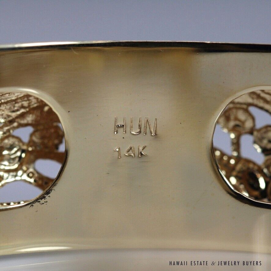 Close-up of the HUN 14K stamp inside the Po Sun Hon bangle.
