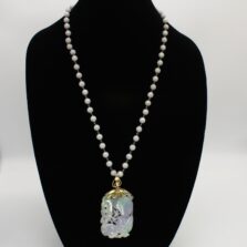 Jade Bead Necklace Removable Lavender Green Pendant 14K Yellow Gold 28 Inches