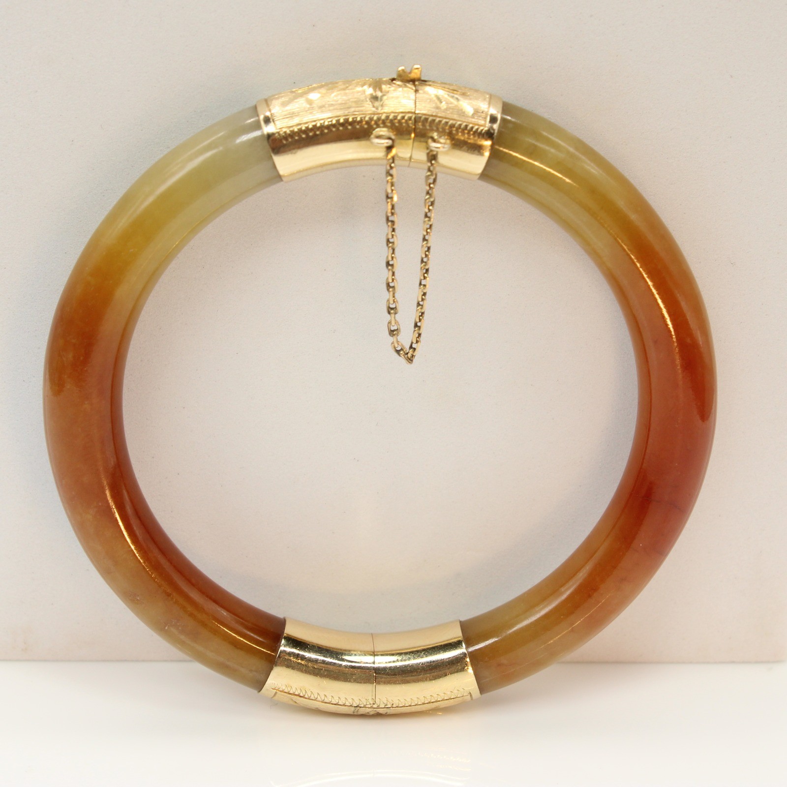 Red and Green Jade Hinged Bangle Bracelet 14K Yellow Gold 7 in