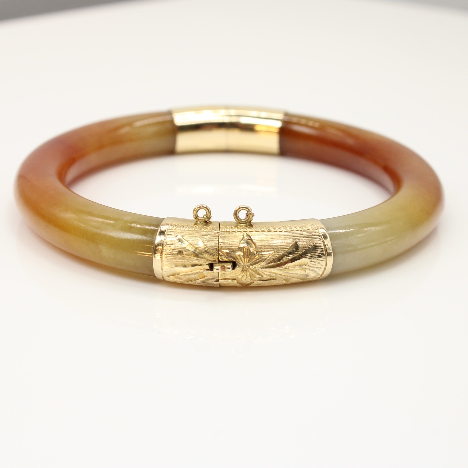 Red and Green Jade Hinged Bangle Bracelet 14K Yellow Gold 7 in