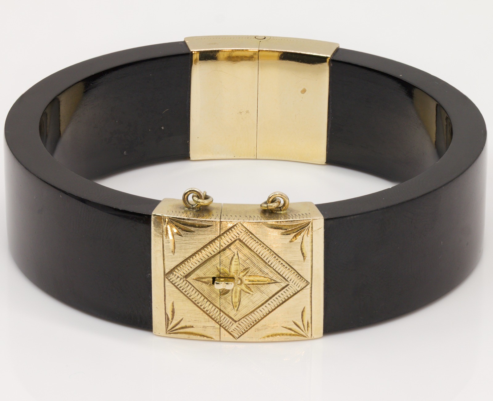 Black Jade Hinged Bangle Bracelet 14K Yellow Gold 7 in