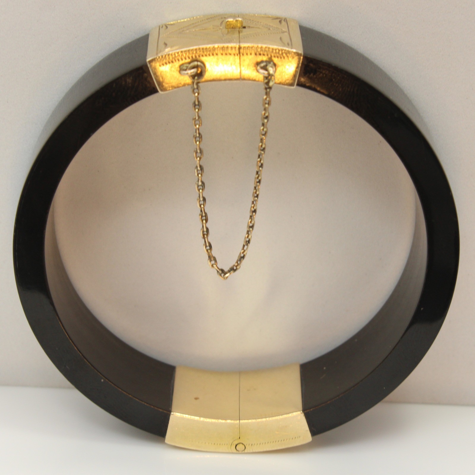 Black Jade Hinged Bangle Bracelet 14K Yellow Gold 7 in