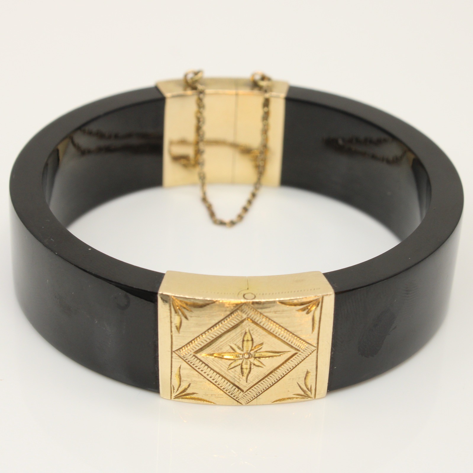 Black Jade Hinged Bangle Bracelet 14K Yellow Gold 7 in