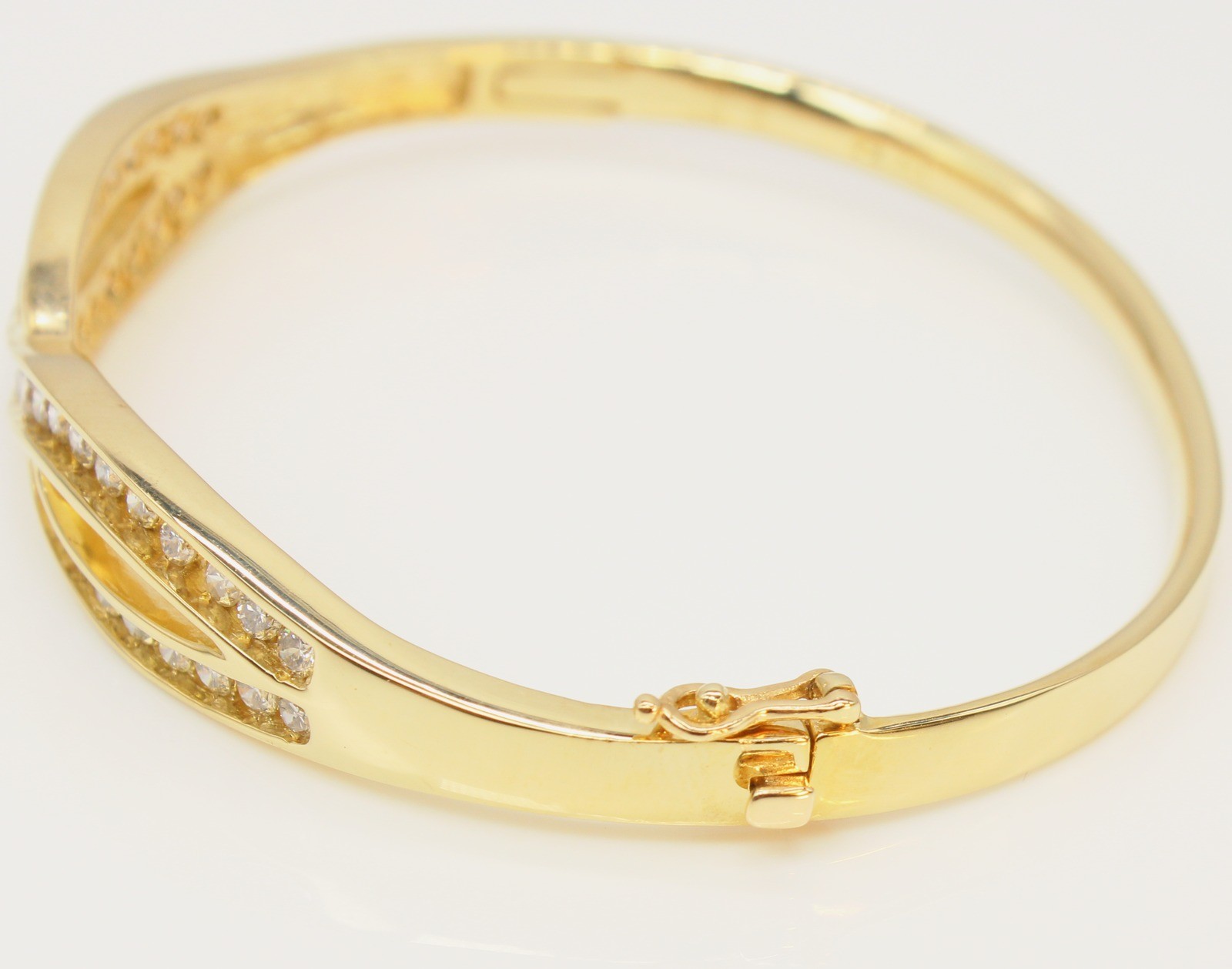 Diamond Crossover Bangle Bracelet 14K Yellow Gold 6.5 in