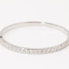 18K White Gold Diamond Hinged Bangle Bracelet 7.5in